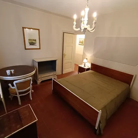 Cozy Near The Walls
